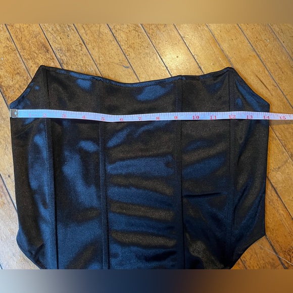 Saks Fifth Avenue | Black Wired Corset Cropped Top - Picture 5 of 6